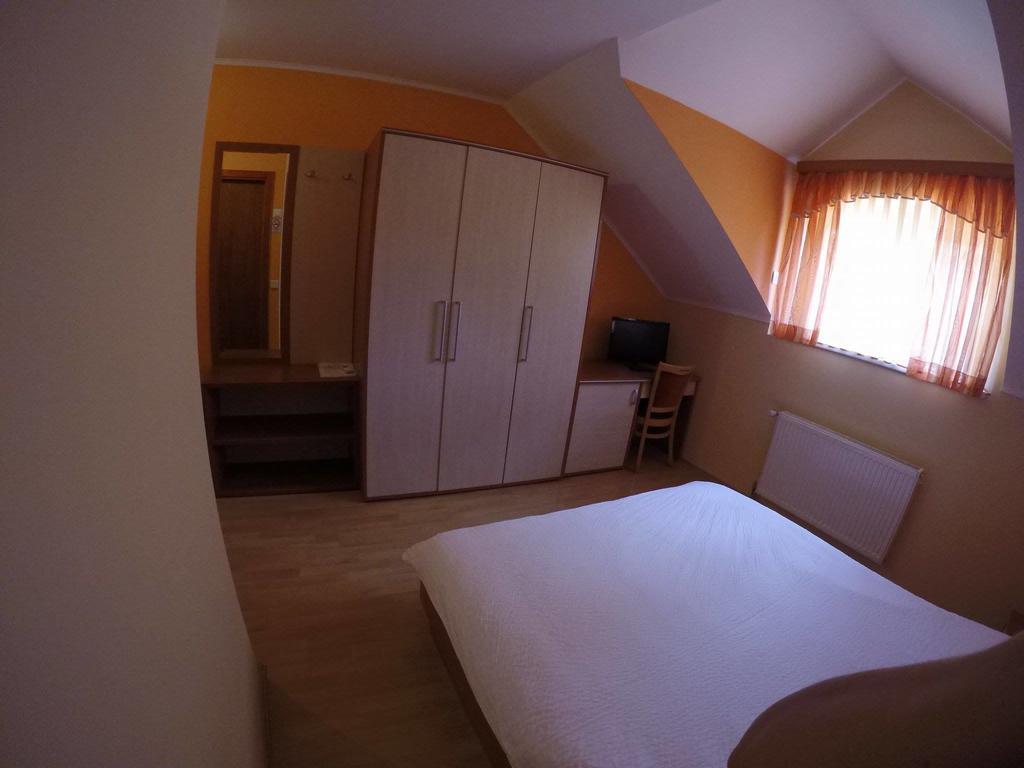 Pansion Rody Panzió Gornja Stubica Kültér fotó